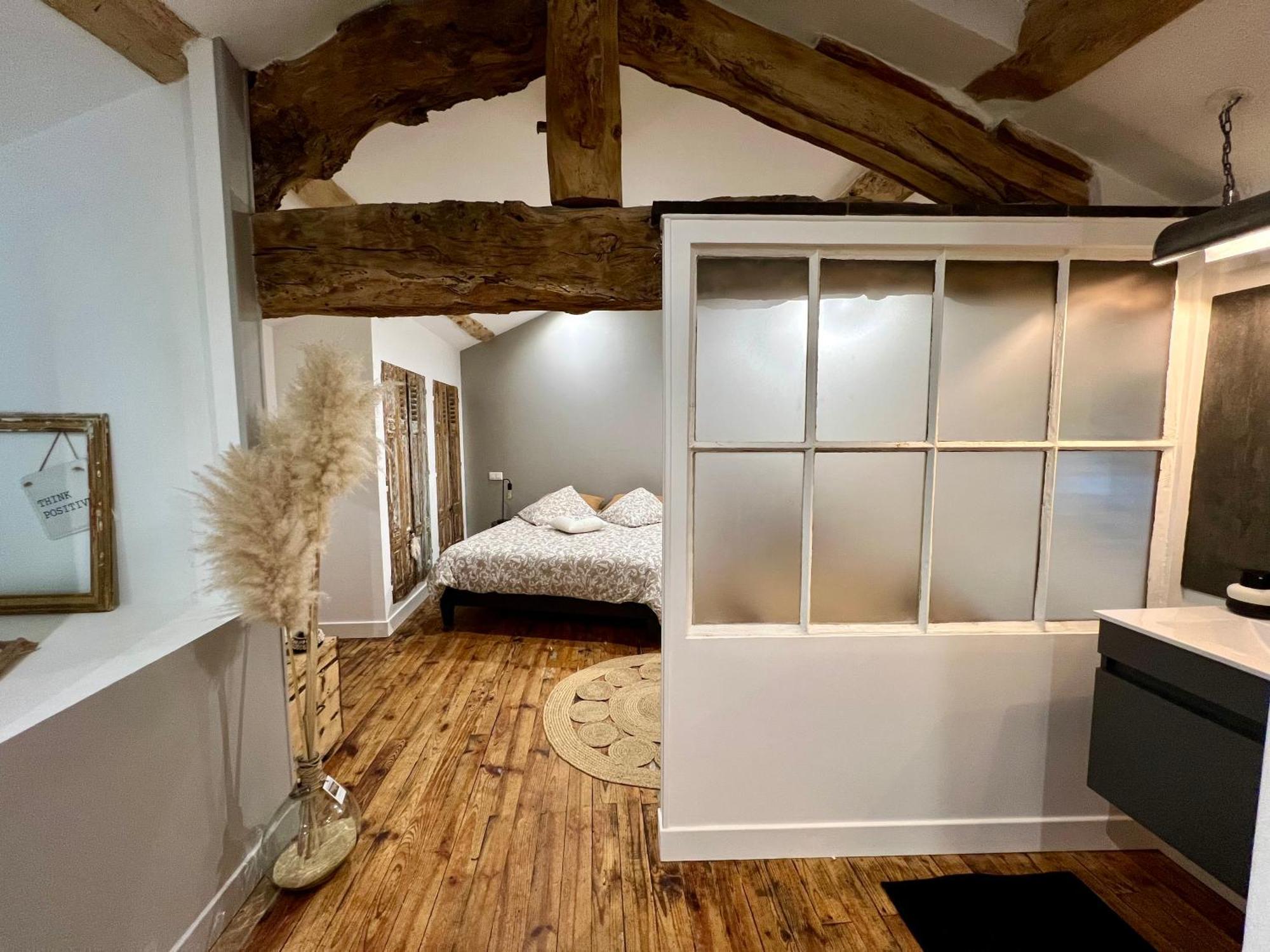Les Hirondelles Du Marais Bed and Breakfast Riom Buitenkant foto